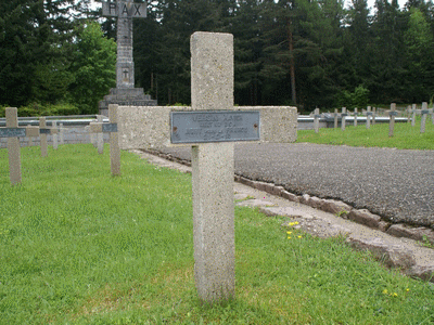 Tombe deVERSINI Xavier à <a HREF=fotom2l.php?necro=26>  <U>Orbey Le Wettstein, cimetiÃ¨re des Chasseurs  du Linge</U> </A> 1328