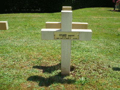 Tombe deCESARI Innocent Martin à <a HREF=fotom2l.php?necro=147>  <U>Senones (NÃ©cropole militaire)</U> </A> 45