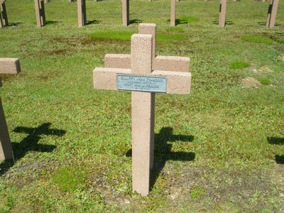 Tombe deFILIPPI Jean François à <a HREF=fotom2l.php?necro=186>  <U>Saint-Benoit La Chipotte (NÃ©cropole nationale au col de La Chipotte)</U> </A> 541