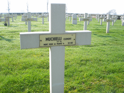 Tombe deMUCCHIELLI Clément à <a HREF=fotom2l.php?necro=83>  <U>YPRES (CimetiÃ¨re National FranÃ§ais "Saint-Charles de Potyze")</U> </A> 2850