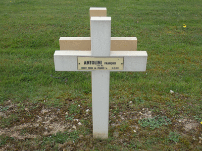 Tombe deANTOLINI Xavier  à <a HREF=fotom2l.php?necro=13>  <U>Bar le Duc  (NÃ©cropole Nationale)</U> </A> 96