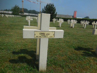 Tombe deCOVILLI Attilio César à <a HREF=fotom2l.php?necro=199>  <U>Cormicy (NÃ©cropole nationale 'La maison bleue)</U> </A> 3871