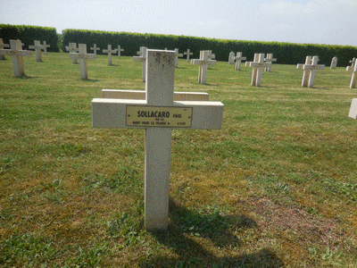 Tombe deSOLLACARO Paul MarieÂ  à <a HREF=fotom2l.php?necro=199>  <U>Cormicy (NÃ©cropole nationale 'La maison bleue)</U> </A> 6485