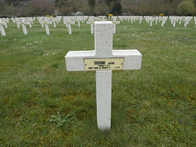 Tombe deSUSINI Jacob à <a HREF=fotom2l.php?necro=201>  <U>Minaucourt-le-Mesnil-lÃ¨s-Hurlus
(NÃ©cropole nationale Le Pont du Marson)</U> </A> 429