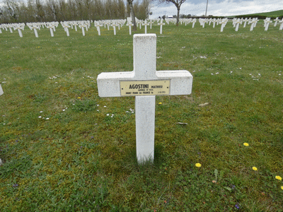 Tombe deAGOSTINI Mathieu à <a HREF=fotom2l.php?necro=201>  <U>Minaucourt-le-Mesnil-lÃ¨s-Hurlus
(NÃ©cropole nationale Le Pont du Marson)</U> </A> 618