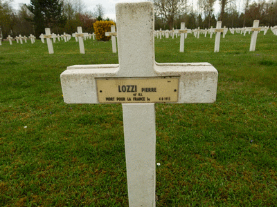 Tombe deLOZZI Pierre à <a HREF=fotom2l.php?necro=201>  <U>Minaucourt-le-Mesnil-lÃ¨s-Hurlus
(NÃ©cropole nationale Le Pont du Marson)</U> </A> 7834