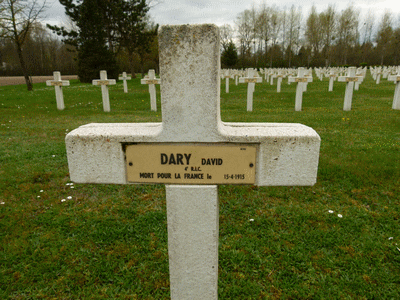 Tombe deDARY David à <a HREF=fotom2l.php?necro=201>  <U>Minaucourt-le-Mesnil-lÃ¨s-Hurlus
(NÃ©cropole nationale Le Pont du Marson)</U> </A> 8194