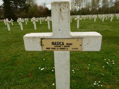 Tombe deNASICA Marc Aurèle à <a HREF=fotom2l.php?necro=201>  <U>Minaucourt-le-Mesnil-lÃ¨s-Hurlus
(NÃ©cropole nationale Le Pont du Marson)</U> </A> 8199