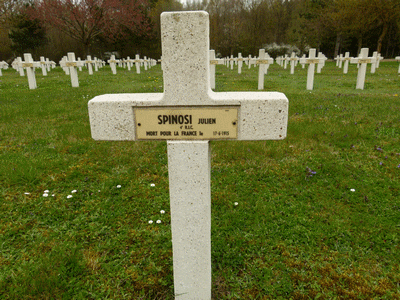 Tombe deSPINOSI Julien à <a HREF=fotom2l.php?necro=201>  <U>Minaucourt-le-Mesnil-lÃ¨s-Hurlus
(NÃ©cropole nationale Le Pont du Marson)</U> </A> 8201