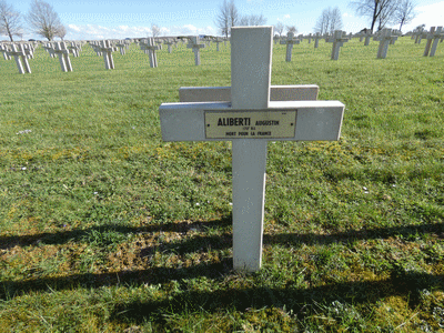 Tombe deALIBERTI Augustin  à <a HREF=fotom2l.php?necro=202>  <U>Esnes-en-Argonne (NÃ©cropole nationale)</U> </A> 2737