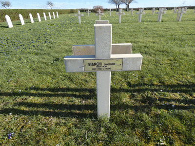 Tombe deBIANCHI Dominique  à <a HREF=fotom2l.php?necro=202>  <U>Esnes-en-Argonne (NÃ©cropole nationale)</U> </A> 599