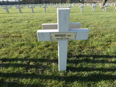 Tombe deMATTEACCI François à <a HREF=fotom2l.php?necro=202>  <U>Esnes-en-Argonne (NÃ©cropole nationale)</U> </A> 661