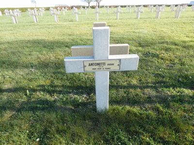 Tombe deANTONETTI Pierre François à <a HREF=fotom2l.php?necro=202>  <U>Esnes-en-Argonne (NÃ©cropole nationale)</U> </A> 792