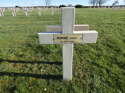 Tombe deMARIANI François Marie à <a HREF=fotom2l.php?necro=202>  <U>Esnes-en-Argonne (NÃ©cropole nationale)</U> </A> 951