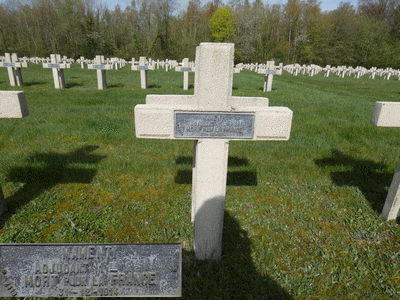 Tombe deMANENTI Vincent à <a HREF=fotom2l.php?necro=211>  <U>Saint-Thomas-en-Argonne (NÃ©cropole nationale)</U> </A> 2118