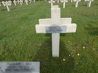 Tombe deGHERARDI Ange Paul à <a HREF=fotom2l.php?necro=211>  <U>Saint-Thomas-en-Argonne (NÃ©cropole nationale)</U> </A> 691