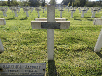 Tombe deSANTUCCI Jacques à <a HREF=fotom2l.php?necro=221>  <U>Sainte-Menehould (NÃ©cropole nationale)</U> </A> 3571