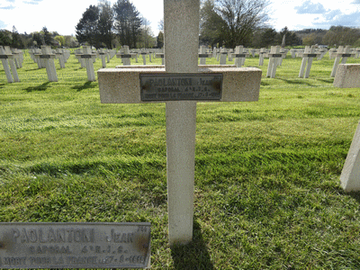 Tombe dePAOLANTONI Jean à <a HREF=fotom2l.php?necro=221>  <U>Sainte-Menehould (NÃ©cropole nationale)</U> </A> 731