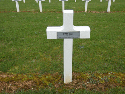 Tombe deDAMI Jean Pierre à <a HREF=fotom2l.php?necro=281>  <U>Lacroix-sur-Meuse (NÃ©cropole Nationale)</U> </A> 389