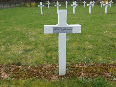 Tombe deMARIOTTI Paul à <a HREF=fotom2l.php?necro=281>  <U>Lacroix-sur-Meuse (NÃ©cropole Nationale)</U> </A> 407