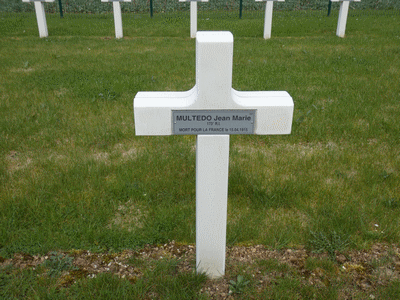 Tombe deMULTEDO Jean Marie à <a HREF=fotom2l.php?necro=281>  <U>Lacroix-sur-Meuse (NÃ©cropole Nationale)</U> </A> 707