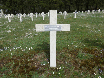 Tombe deCONTRUCCI Jean  à <a HREF=fotom2l.php?necro=284>  <U>Dombasle-en-Argonne (NÃ©cropole nationale Le Bois de BÃ©thelainville)</U> </A> 428