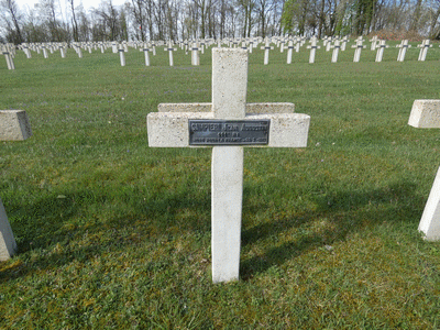 Tombe deSAMPIERI Jean Augustin à <a HREF=fotom2l.php?necro=285>  <U>Vauquois (CimetiÃ¨re national de la Maize)</U> </A> 1310