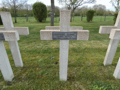 Tombe deGIACOMINI Marcel à <a HREF=fotom2l.php?necro=288>  <U>Revigny-sur-Ornain (NÃ©cropole nationale)</U> </A> 1099