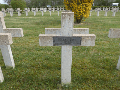 Tombe deDUCANI Paul à <a HREF=fotom2l.php?necro=288>  <U>Revigny-sur-Ornain (NÃ©cropole nationale)</U> </A> 670