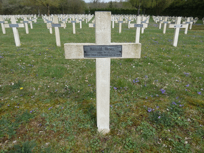 Tombe deMARIANI Michel à <a HREF=fotom2l.php?necro=289>  <U>Verdun ( NÃ©cropole nationale "Le Glorieux")</U> </A> 1425