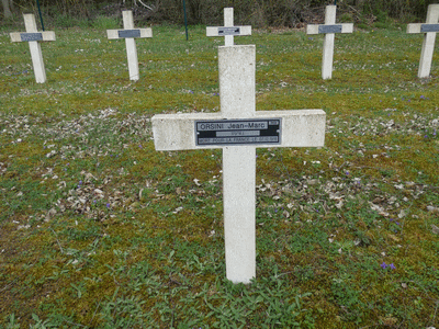 Tombe deORSINI Jean Marc à <a HREF=fotom2l.php?necro=289>  <U>Verdun ( NÃ©cropole nationale "Le Glorieux")</U> </A> 3402