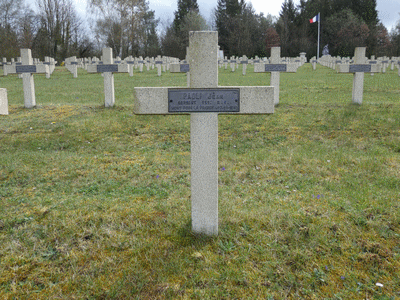 Tombe dePAOLI Jean Denis à <a HREF=fotom2l.php?necro=292>  <U>Saint-Mihiel (NÃ©cropole nationale de Vaux-Racine)</U> </A> 718