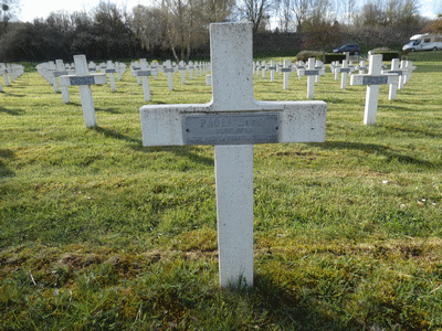 Tombe dePAOLI Ange Jean à <a HREF=fotom2l.php?necro=296>  <U>Dugny-sur-Meuse (NÃ©cropole nationale)</U> </A>  1375 A