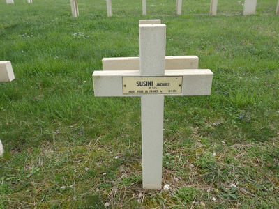 Tombe deSUSINI Jacques  à <a HREF=fotom2l.php?necro=302>  <U>Rembercourt-Sommaisne (NÃ©cropole nationale de Rembercourt-aux-Pots)</U> </A> 87