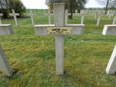 Tombe deSANTINI Antoine à <a HREF=fotom2l.php?necro=303>  <U>Brocourt-en-Argonne (NÃ©cropole nationale)</U> </A> 365