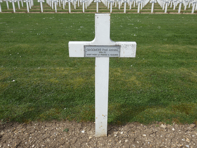 Tombe deGIACOMONI Paul Antoine à <a HREF=fotom2l.php?necro=6>  <U>Fleury-devant-Douaumont (NÃ©cropole nationale Douaumont)</U> </A> 12279