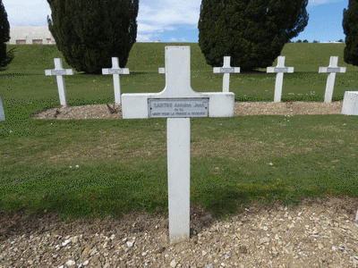 Tombe deSARTINI Antoine Jean à <a HREF=fotom2l.php?necro=6>  <U>Fleury-devant-Douaumont (NÃ©cropole nationale Douaumont)</U> </A> 318