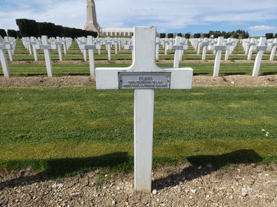 Tombe deFILIPPI Paul Jérôme à <a HREF=fotom2l.php?necro=6>  <U>Fleury-devant-Douaumont (NÃ©cropole nationale Douaumont)</U> </A> 5845