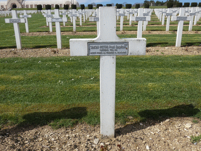 Tombe deSIMONPIETRI Paul Baptiste à <a HREF=fotom2l.php?necro=6>  <U>Fleury-devant-Douaumont (NÃ©cropole nationale Douaumont)</U> </A> 6449