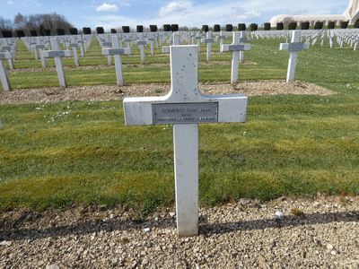 Tombe deDOMINICI Paul Jean à <a HREF=fotom2l.php?necro=6>  <U>Fleury-devant-Douaumont (NÃ©cropole nationale Douaumont)</U> </A> 9283