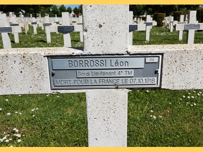 Tombe deBORROSSI Jacques Antoine à <a HREF=fotom2l.php?necro=249>  <U>Chalons en Champagne(CarrÃ© militaire du cimetiÃ¨re communal de l'EST)</U> </A> 170