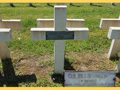 Tombe deCULIOLI Bertrand Jean à <a HREF=fotom2l.php?necro=249>  <U>Chalons en Champagne(CarrÃ© militaire du cimetiÃ¨re communal de l'EST)</U> </A> 3989