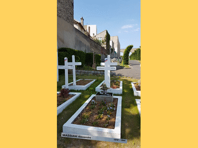 Tombe deMASSIANI Alexandre à <a HREF=fotom2l.php?necro=411>  <U>Cachan ( CarrÃ© militaire du cimetiÃ¨re communal)</U> </A> 