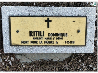 Tombe deRUTILI Dominique Martin à <a HREF=fotom2l.php?necro=378>  <U>Saint-Mandrier-sur-Mer (NÃ©cropole Natonale)</U> </A> Rang P Tombe 26