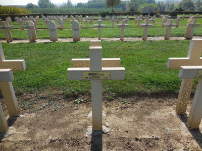 Tombe deFONTANA Paul (RENUCCI Paul François) à <a HREF=fotom2l.php?necro=220>  <U>Thiescourt (NÃ©cropole nationale)</U> </A> 253