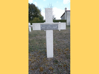 Tombe deALLEGRINI Sébastien à <a HREF=fotom2l.php?necro=263>  <U>Mourmelon le Petit (NÃ©cropole Nationale)</U> </A> 906