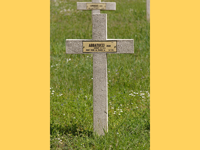 Tombe deABBATUCCI Jean Charles à <a HREF=fotom2l.php?necro=321>  <U>Montauville -Â (NÃ©cropole nationale Le PÃ©tant)</U> </A> Carr&eacute; 14/18 B. Tombe 270