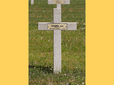 Tombe deCOLONNA d'ARRO Jules à <a HREF=fotom2l.php?necro=321>  <U>Montauville -Â (NÃ©cropole nationale Le PÃ©tant)</U> </A> Carr&eacute; 14/18 A. Tombe 1187