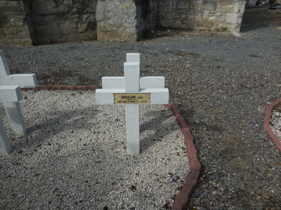 Tombe dePULICANI Ours Jean à <a HREF=fotom2l.php?necro=355>  <U>Coudun (carrÃ© militaire du cimetiÃ¨re communal)</U> </A> 