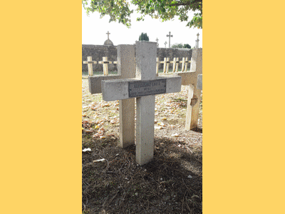 Tombe deALESSANDRI Louis  à <a HREF=fotom2l.php?necro=282>  <U>Verdun ( NÃ©cropole nationale Faubourg PavÃ©)</U> </A> Carr&eacute; 14/18. Tombe 1013